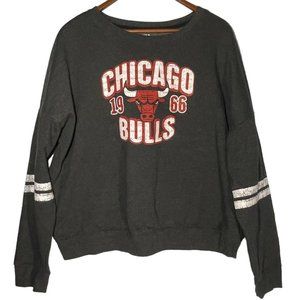 NBA Chicago Bulls Unisex Sweater Retro Pullover Gray Red White Size Large
